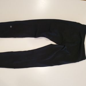 Run legging lined with silverescense fabric by lululemon